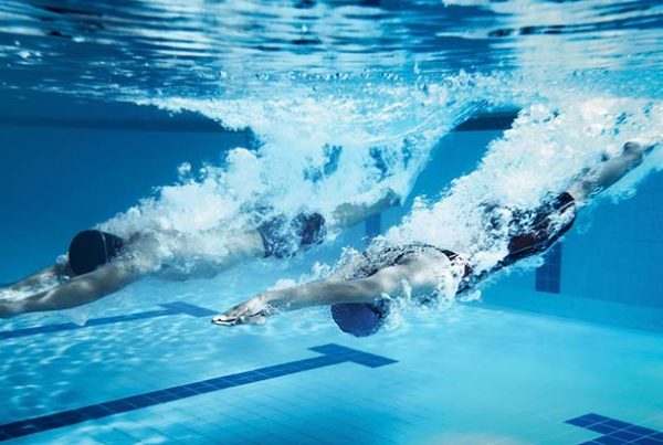 I benefici del nuoto - Scopri i benefici del nuoto e iscriviti ai nostri corsi di nuovo adatti a tutte le età - Piscine Calcinate, Bergamo